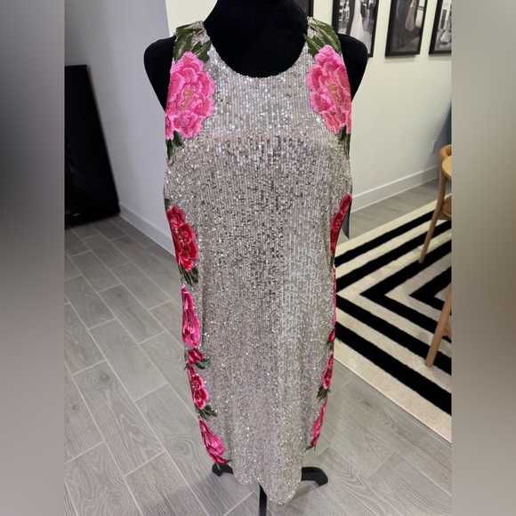 ALEXIA ADMOR BOSTON PROPER Sequin Sleeveless Dress with Embroidered Roses 16 NWT - Picture 2 of 9